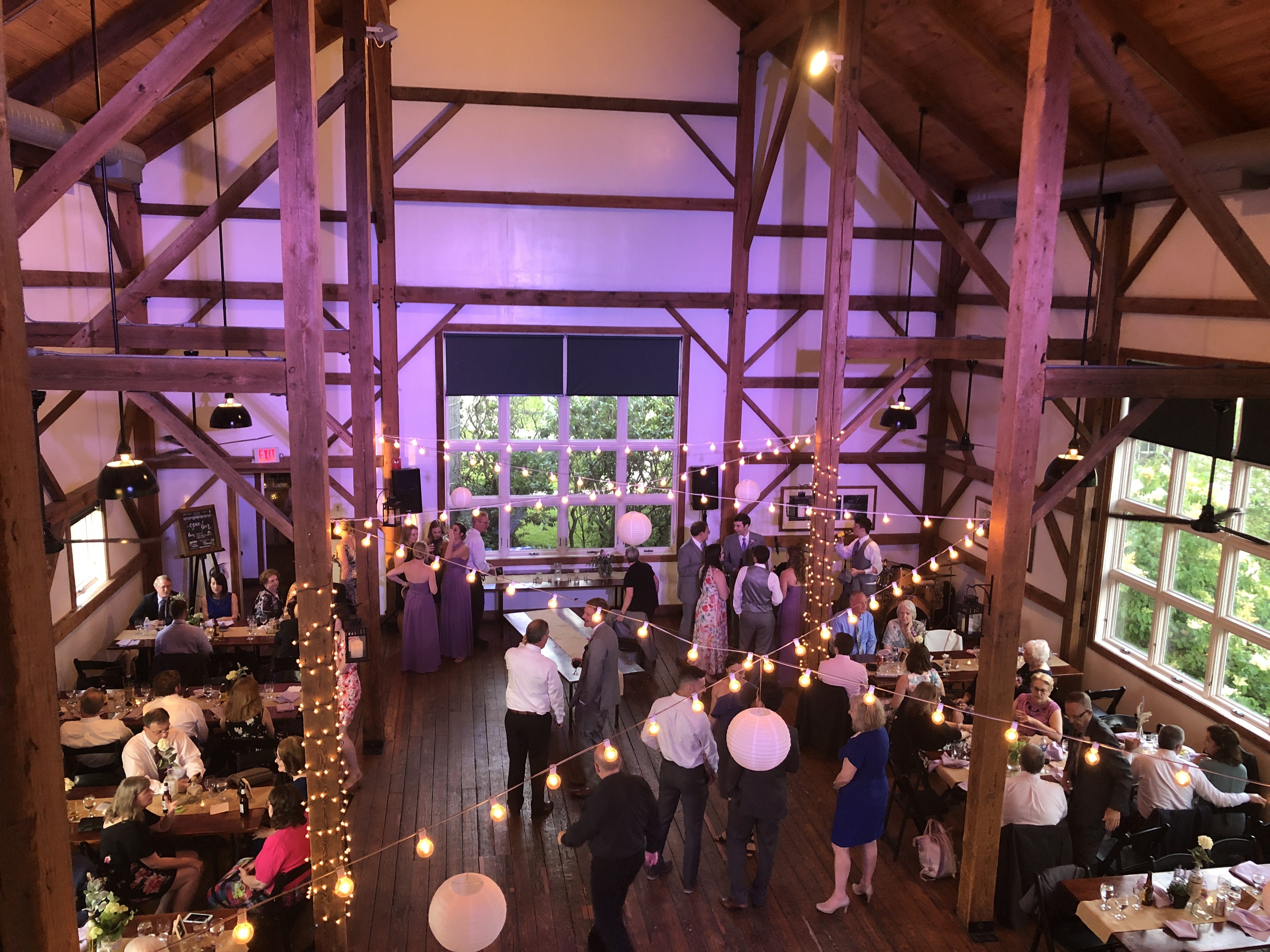 Byron Colby Barn Wedding Event Felix And Fingers Dueling Pianos