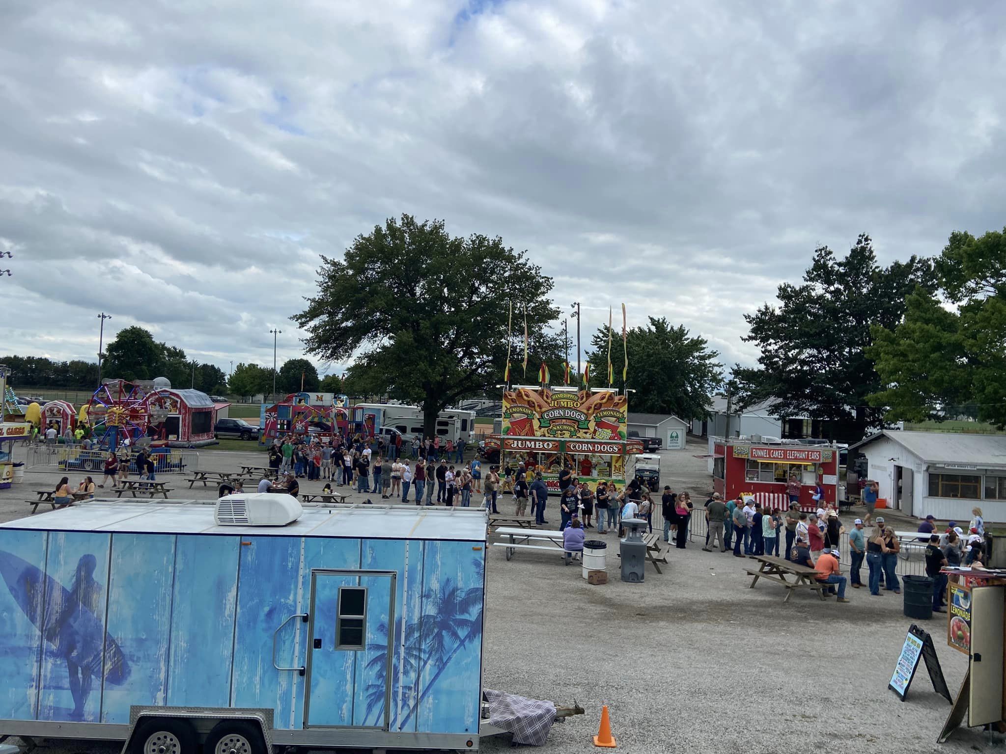 Douglas County Fair Dazzles with Dueling Pianos and Delightful Duet