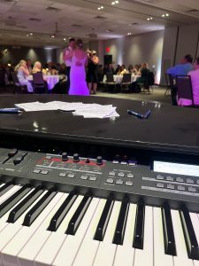 Felix And Fingers Dueling Pianos performing at The Country Inn & Suites on 2024-05-26