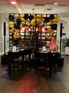 The Yacht and Country Club Dueling Pianos NYE Celebration