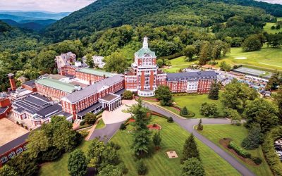 Dueling Pianos Meet Colonial Charm: A Night to Remember at Omni Homestead Resort