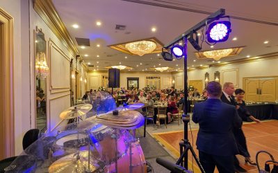 A Night of Dueling Pianos and Dancing Under the Gazebo: The Drake Hotel Oakbrook Wedding Spectacle