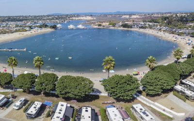 Dancing to the Rhythm of the Waves: A Night of Dueling Pianos at Newport Dunes Waterfront Resort & Marina