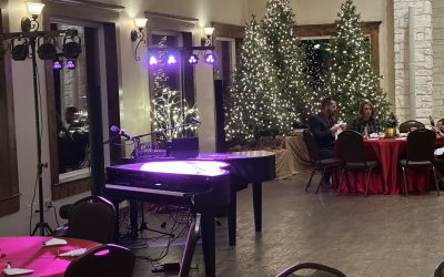 Dueling Pianos and Christmas Cheer: A Festive Night at Cathedral Oaks