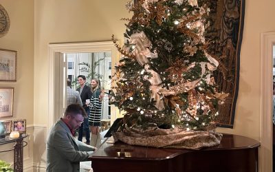 Dueling Pianos Light Up Monroe: A Night of Music, Laughter, and Autumn Leaves