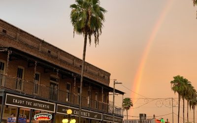 A Jolly Duel: Pianos, Santa, and High Spirits at The Italian Club, Tampa