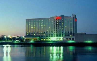 Banking on a Good Time: A Dueling Piano Extravaganza at Indianapolis Marriott North