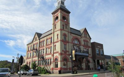 A Night of Dueling Pianos: Ringing in the New Year at Woodstock Opera House with an Eminem Country Twist